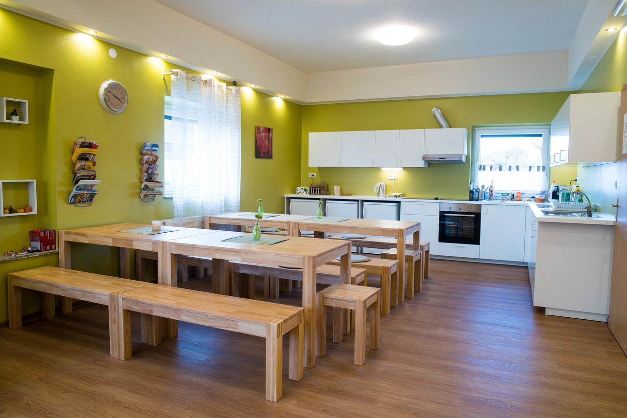 Hostel Hisa Na Travniku Dob Extérieur photo